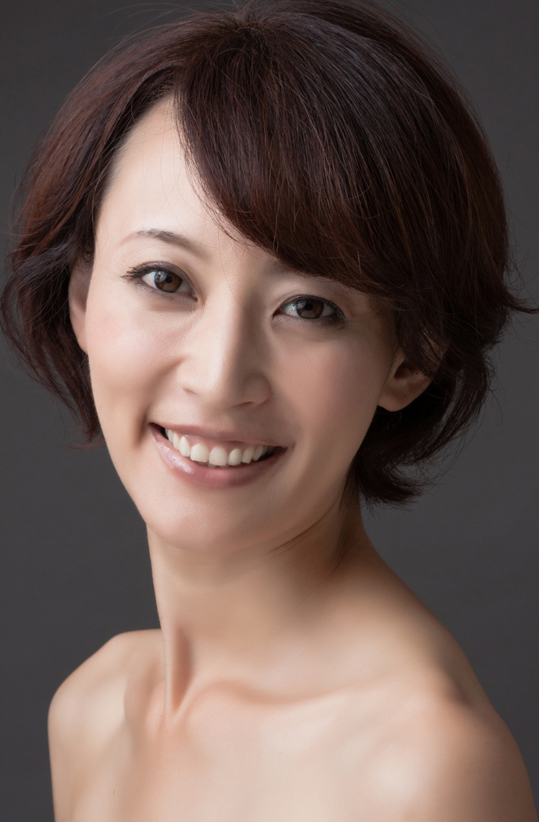 山中真美