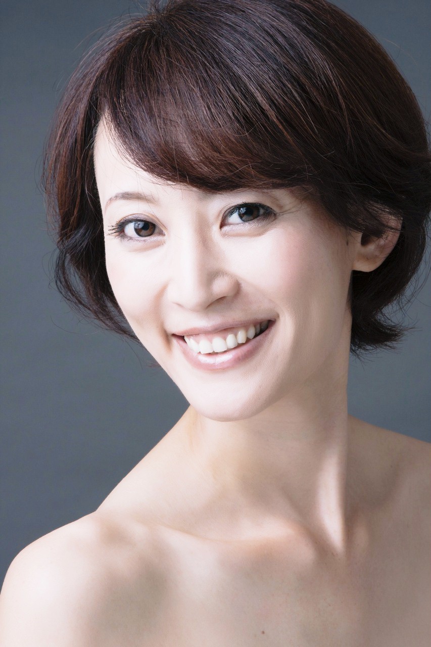 山中真美