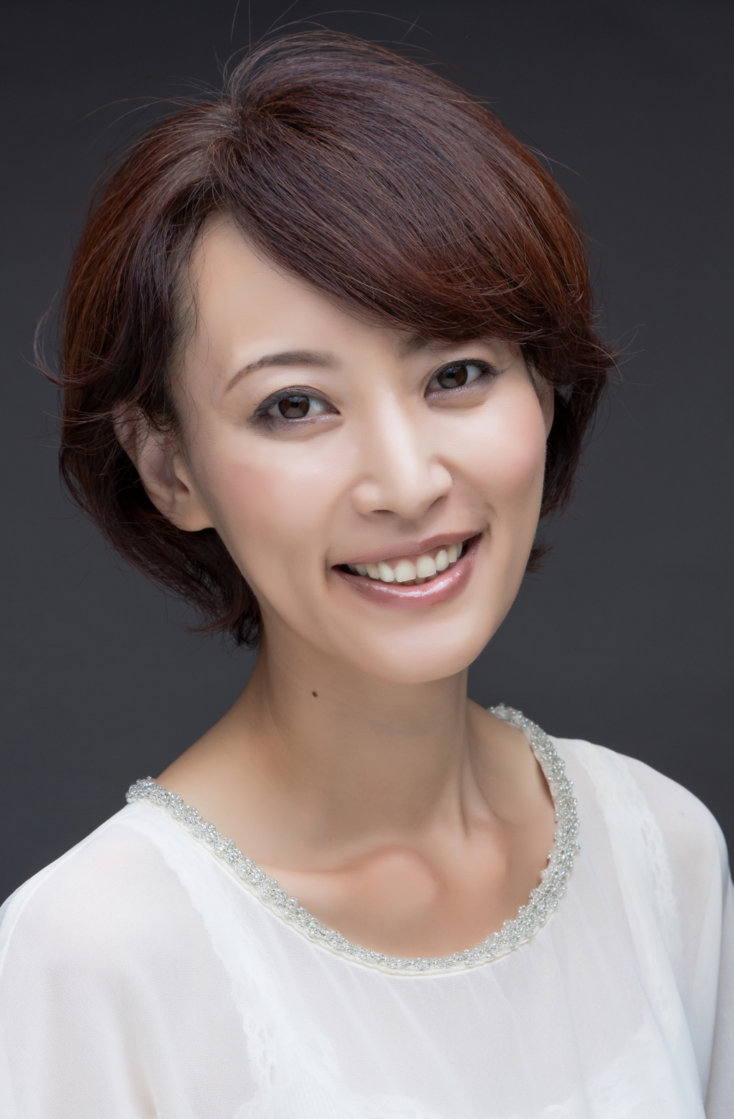 山中真美