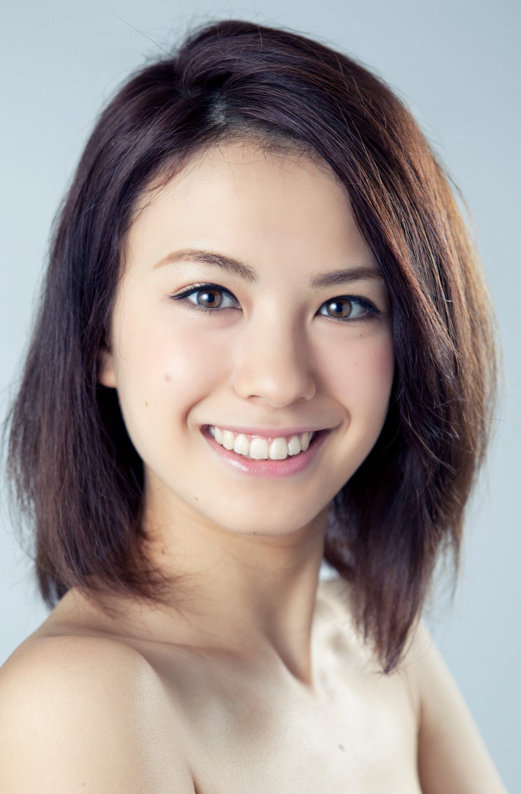 中谷モニカ