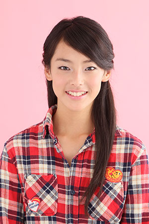 國井かれん