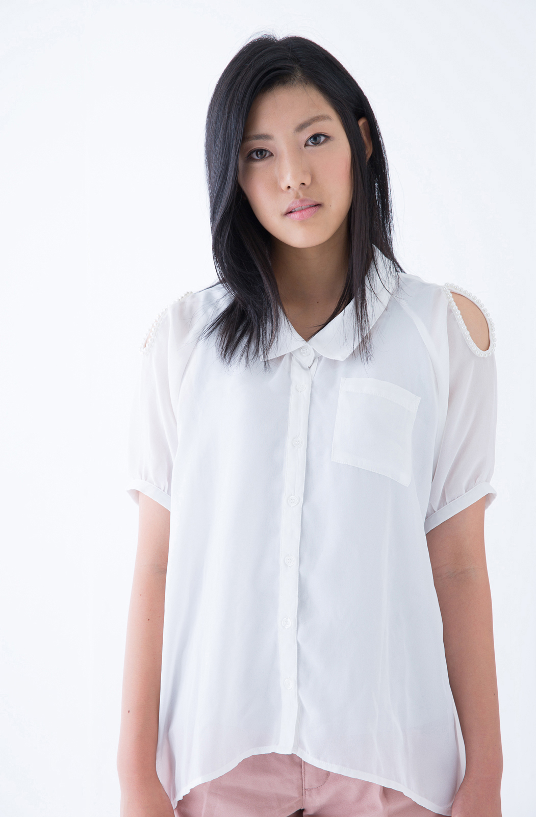 山本ひとみ