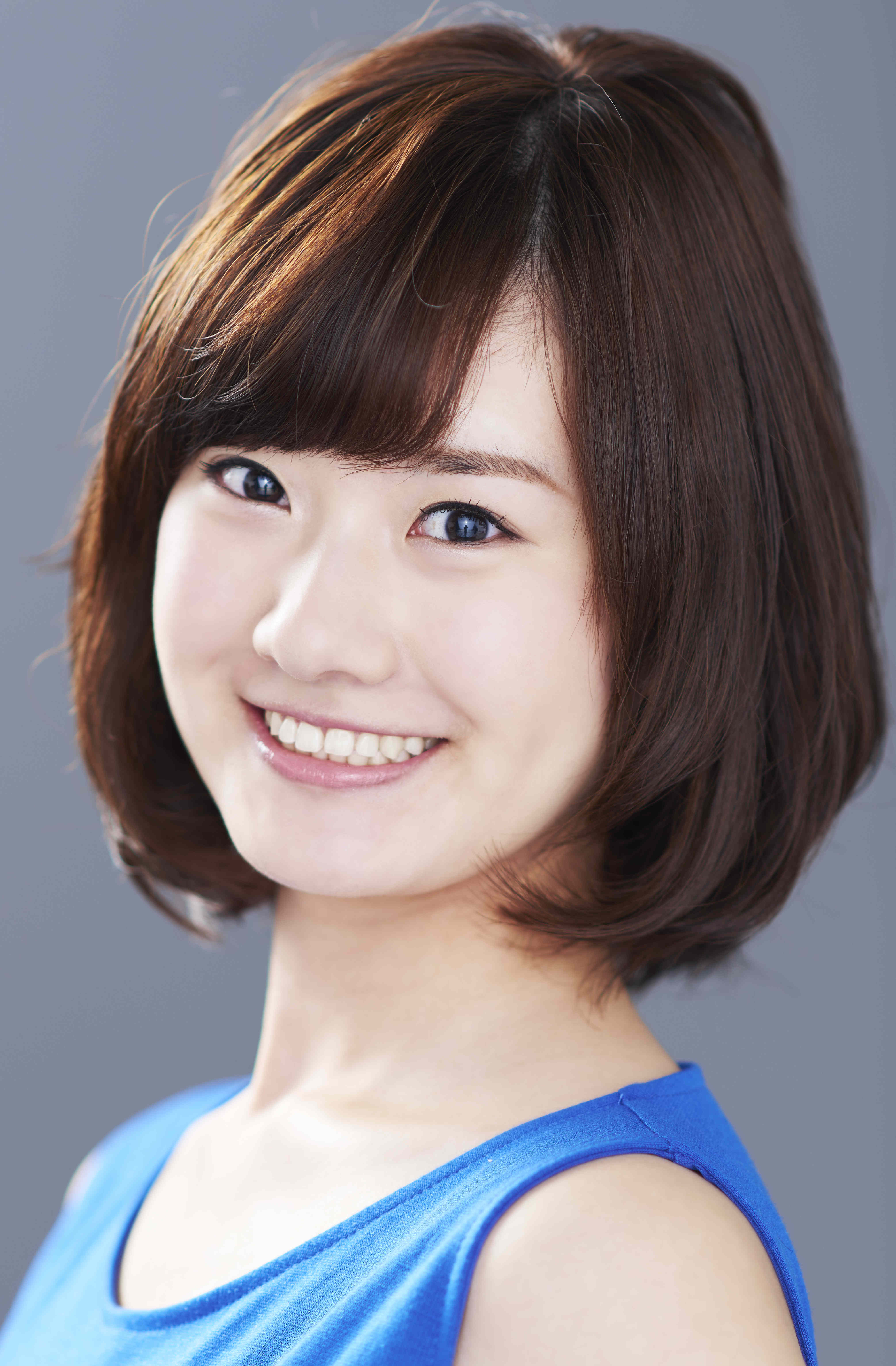 山本かれん