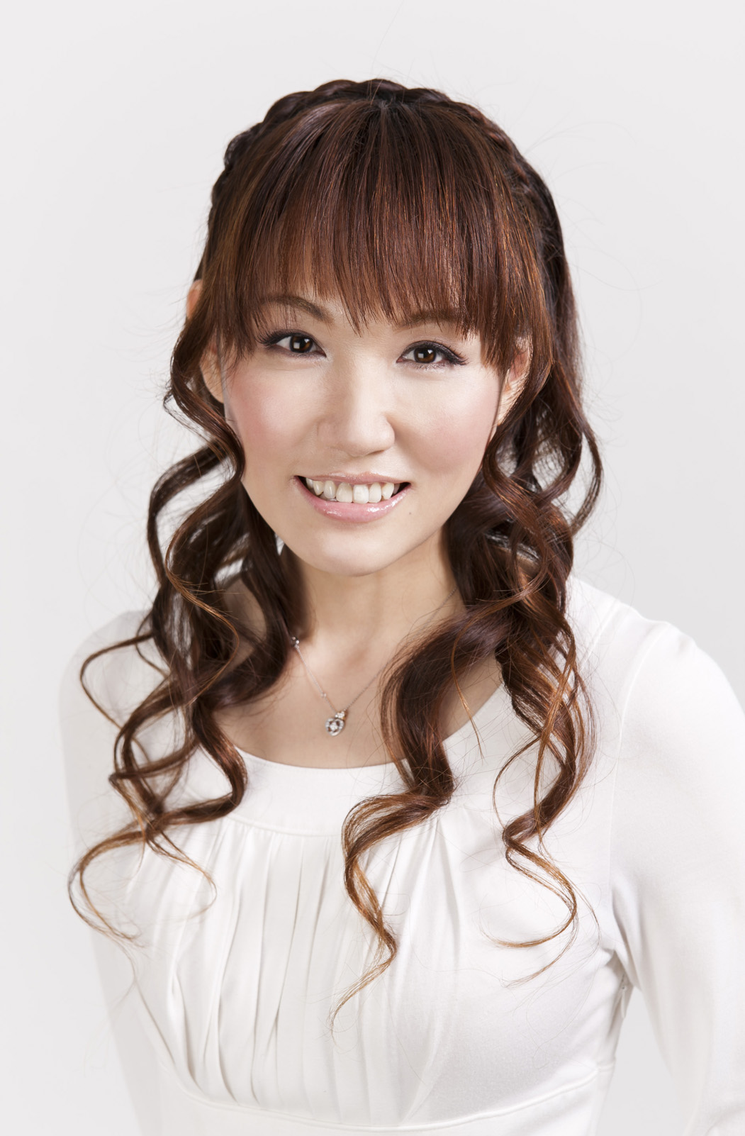 尾形聡子
