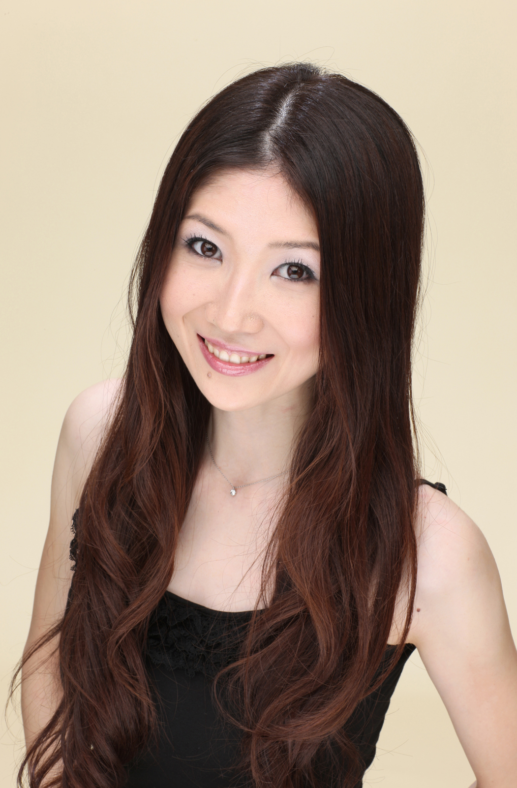 中村育世