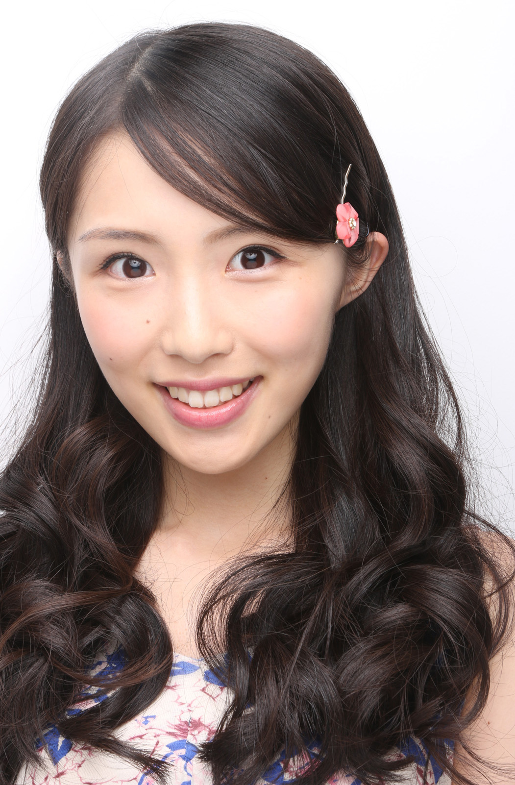 高橋美衣