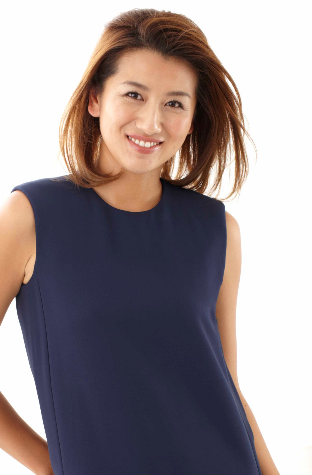 牧野佳依